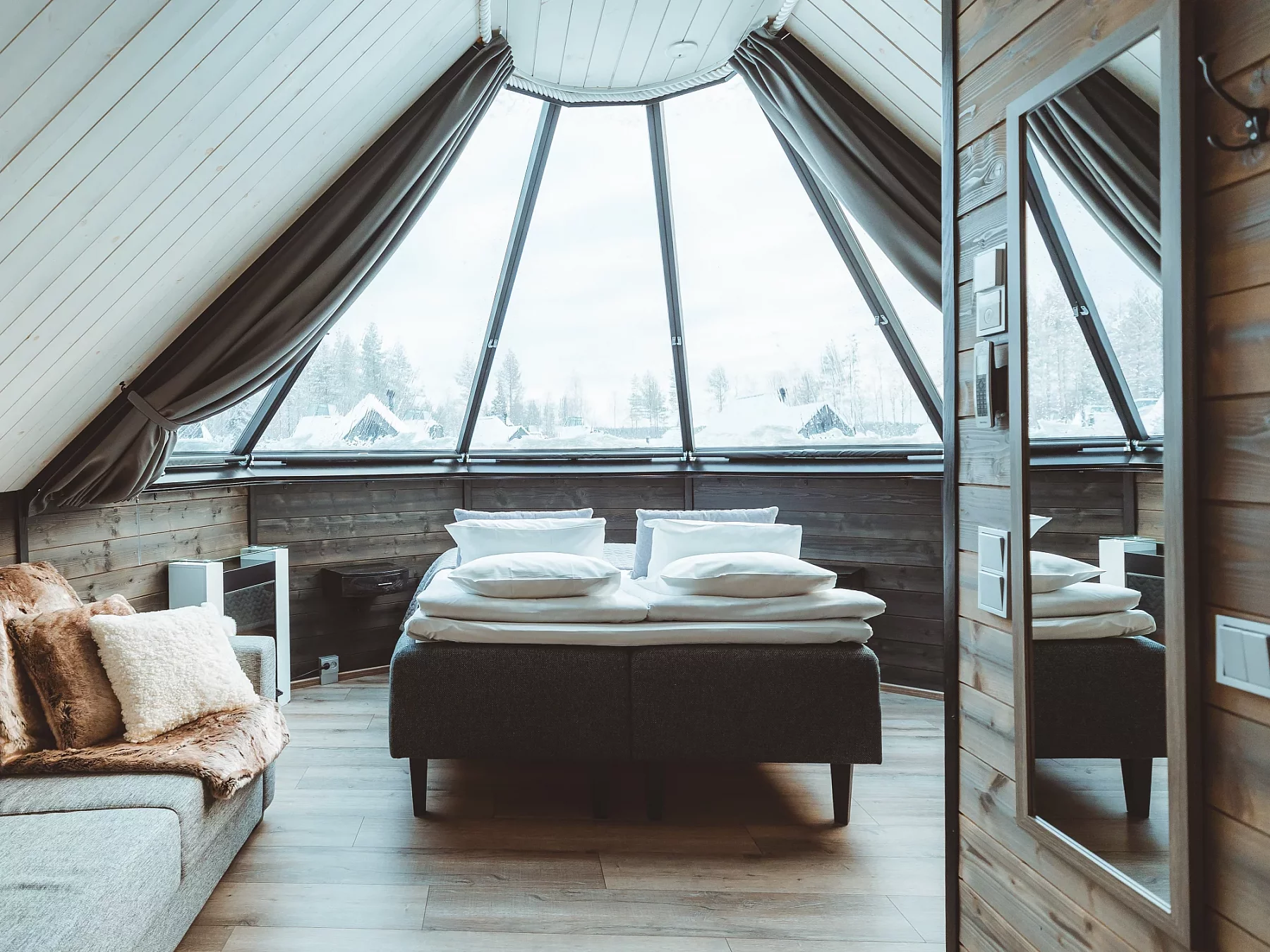 aurora-cabin