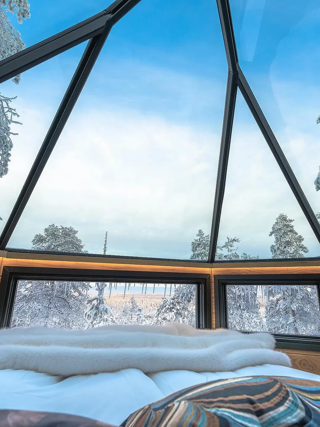 glass-igloo-suite
